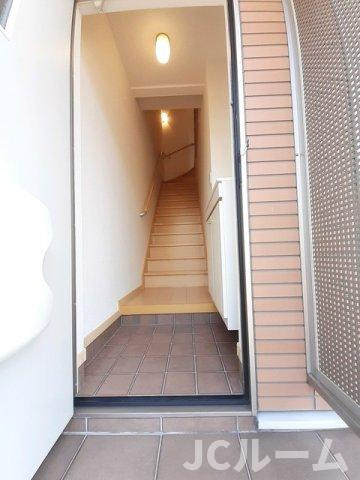 フィオーレ・ユリアⅡの玄関