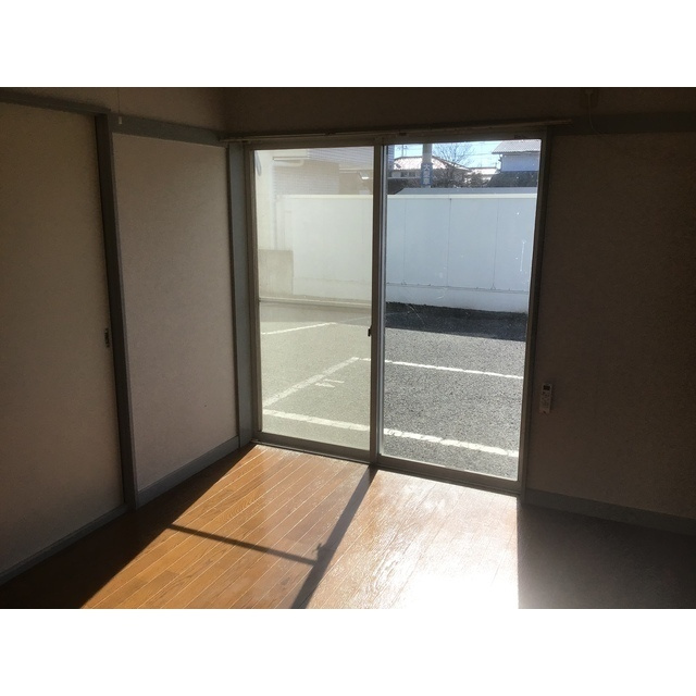 第2エミネントハイツの居間・リビング