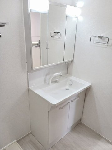 ラ　クラルテ　ａの洗面所