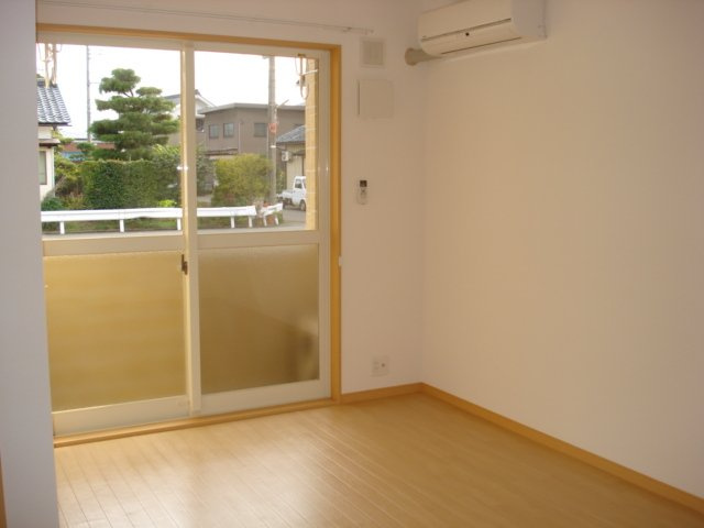 クローバーの居間・リビング|リビング