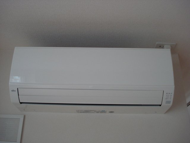 ラ・カンパネラ　Ｂの設備|リビング　エアコン