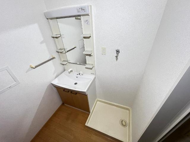 ヒールコートⅡの洗面所|洗髪洗面化粧台