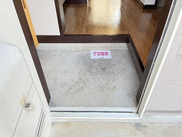 ローレルＹ＆Ｋの玄関