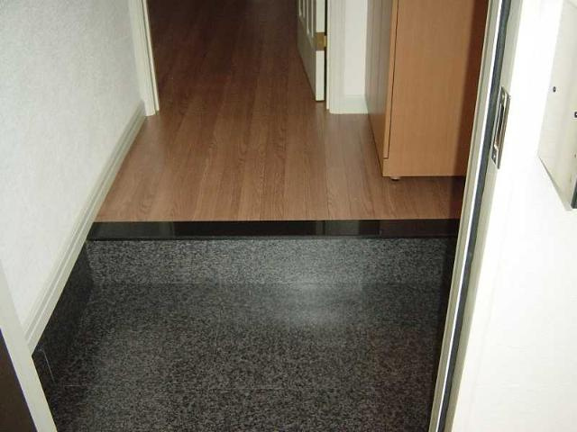 クレシアの玄関|玄関