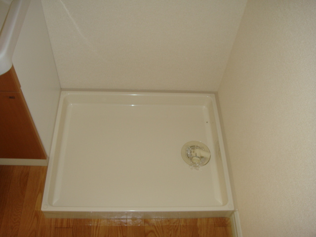 クレシアのその他|洗濯機置場