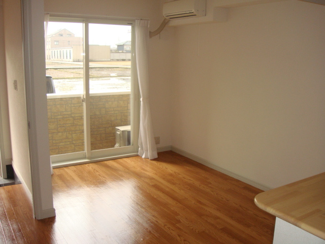 クレシアの居間・リビング|リビング