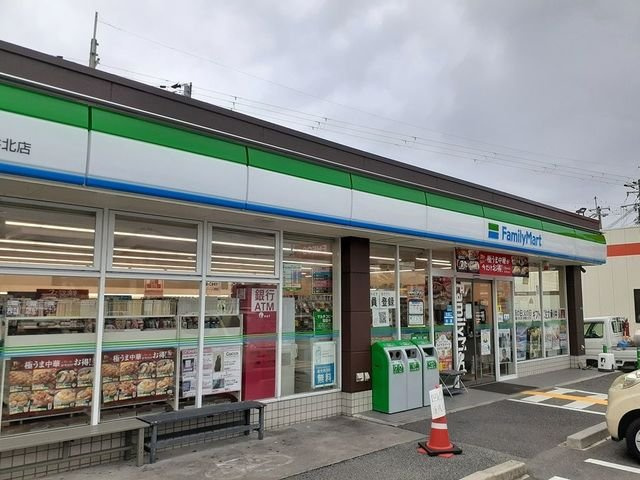 ブリッサの周辺|ファミリーマート様まで1200m