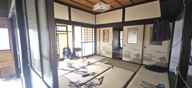 富津市田倉　中古戸建の和室|室内はリフォーム途中。