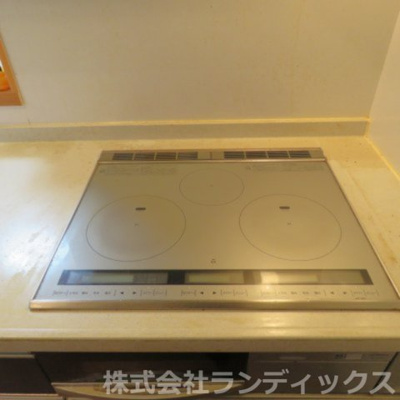 【キッチン】 | 昭島市上川原町１丁目　中古戸建 | ＩＨクッキングヒーター♪