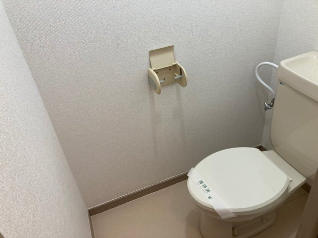 ジュネス廣町のトイレ|現状優先となります