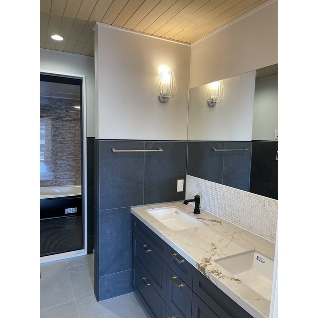 ブリランテ苦楽園口の独立洗面台