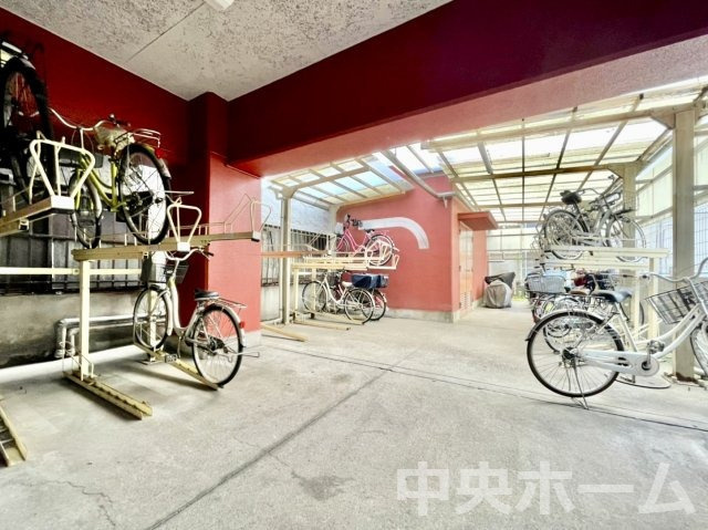 リレント第2三ノ輪の駐輪場|【自転車置き場】最新の空き状況や費用などの詳細は担当スタッフまでお問い合わせください。
