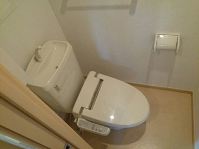 【トイレ】 | ウエスト　カーサ | 落ち着いた色調のトイレです