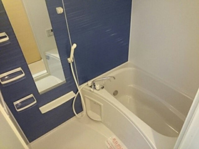 【浴室】 | レジデンス・リオⅠ | コンパクトで使いやすいお風呂です