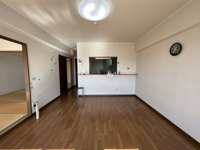 リッチド阿南2の居間・リビング