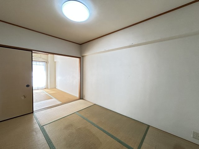 リッチド阿南2の和室