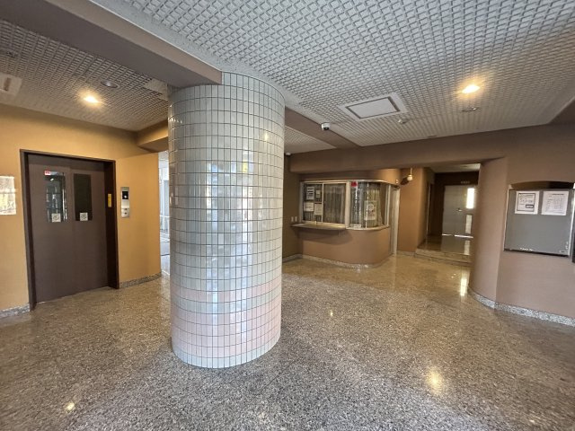 リッチド阿南2のエントランス