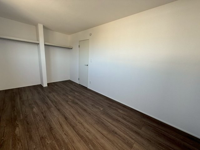 ★★糸満市喜屋武－１号棟（全２棟）の洋室|コンパクトで使いやすい洋室です