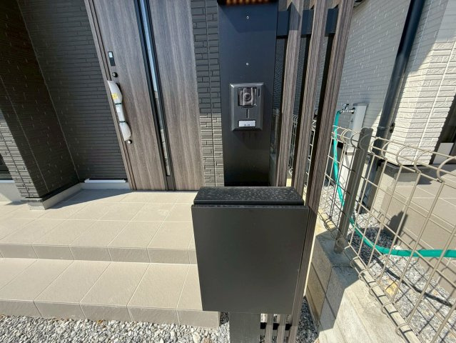 ★★糸満市喜屋武－１号棟（全２棟）の玄関|落ち着いた玄関です