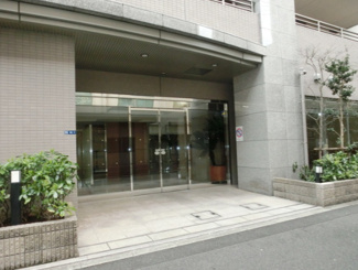 【エントランス】