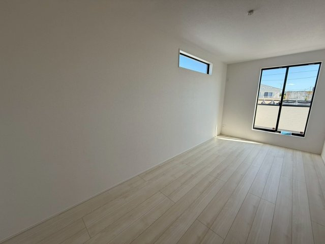 ★★糸満市喜屋武－2号棟（全２棟）の居間・リビング|こちらのリビングで趣味の時間をお楽しみください