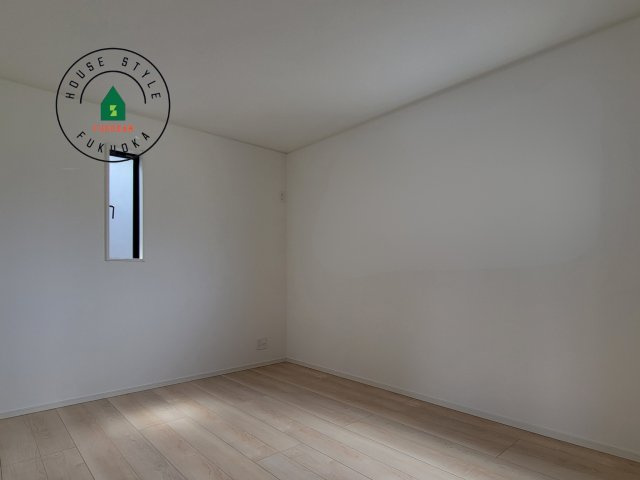 福岡市南区中尾2丁目第5-2棟（2号棟）の外観：施工例|バルコニーに自分のこだわりをもたせる。120％自由自在のバルコニー。もちろんお洗濯物を干す、ゴミを一時保管するなどもおまかせください。バルコニーを多目的スペースとして考えてみましょう。