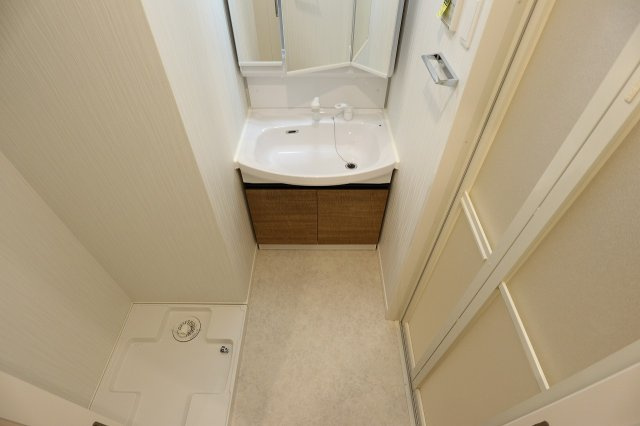 ラ・シック　サヴォイ　10階の洗面所|別号室のものです。現状優先になります。