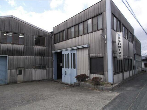 高岡町貸倉庫
