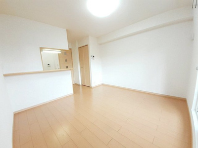 【居間・リビング】 | ベルムーンＡ | 【簡単オンライン契約】来店不要でオンライン申込み＆契約可能♪