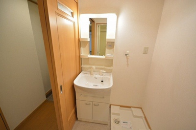 【洗面所】 | セトル．イン鳳 | 使いやすい洗面所です