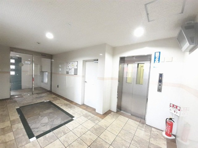 【エントランス】 | セトル．イン鳳 | エントランスです