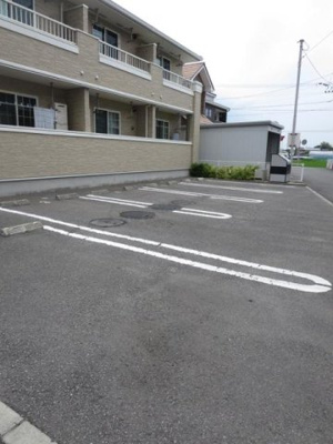 【駐車場】 | メゾン・エスポワール | 駐車場完備です