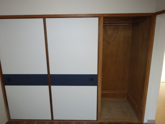 西新在家マンションの収納
