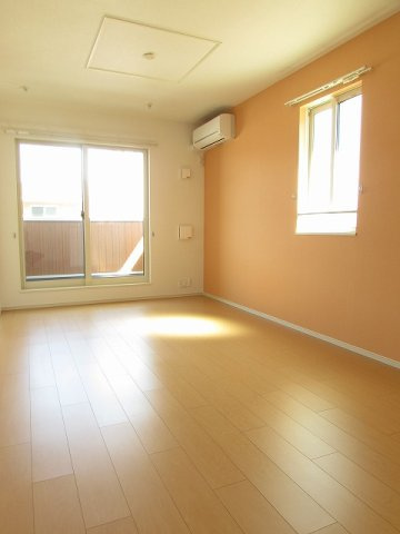 Ｓｕｎｎｙ　Ｈｏｕｓｅ　輝　Ｃの居間・リビング