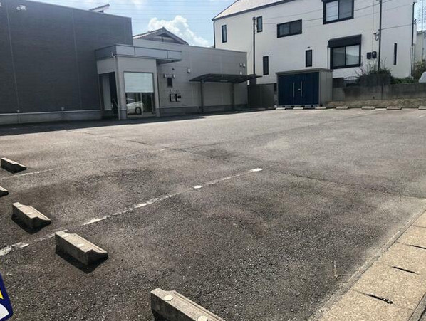 パパプラザの駐車場