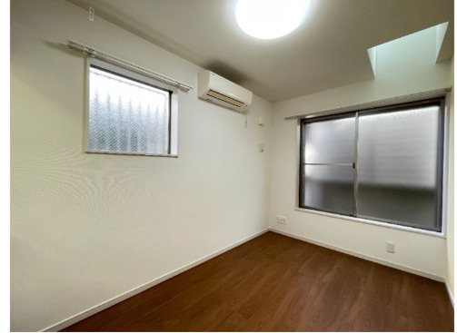 杉並区成田東５丁目のアパートの居間・リビング