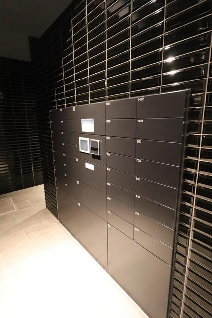 ガリシアレジデンス品川パークサイドのその他共用部分|宅配ボックス付きです