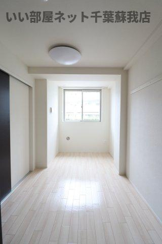 メルヴェール　コリーヌの洋室|明るい洋室です