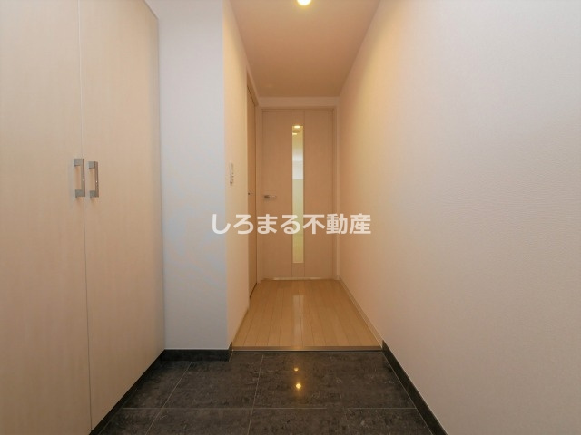 南堀江アパートメントシエロの玄関