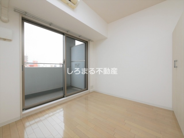 南堀江アパートメントシエロの居間・リビング