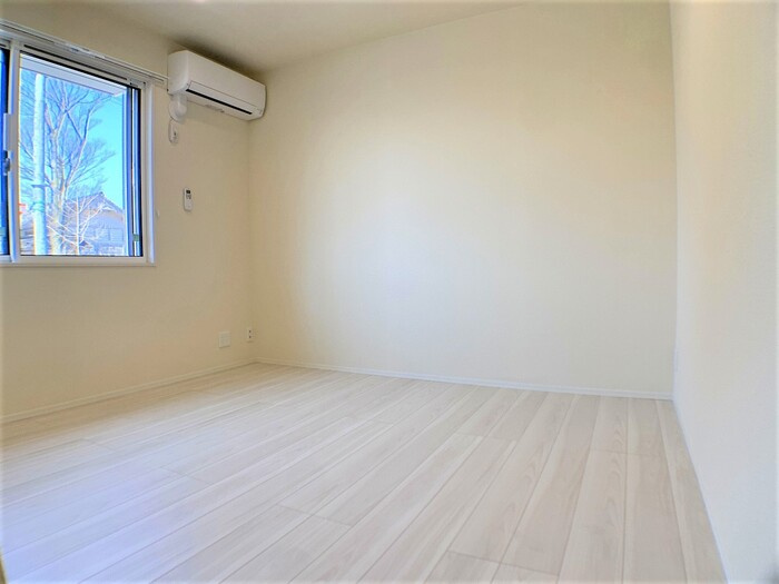 D-avance朝日　B棟の洋室