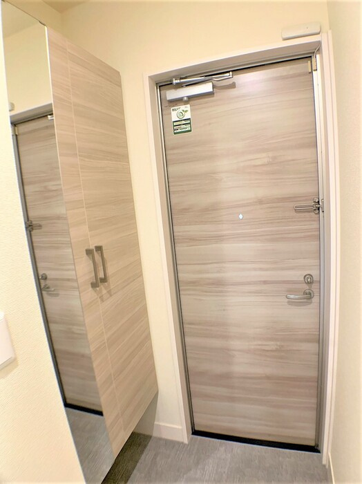 D-avance朝日　B棟の玄関