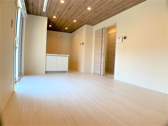 D-avance朝日　B棟の居間・リビング