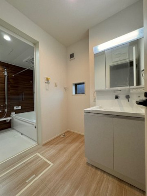 【独立洗面台】 | GRAFARE瀬戸市坂上町２棟【仲介手数料無料　幡山西小　幡山中】 | 今すぐのご案内可能です！→  0120-336-922　までお気軽にお問い合わせください。