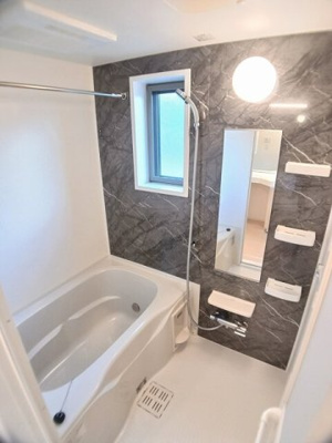 【浴室】 | ソレイユＢ