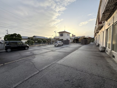 【駐車場】 | 河内ハイツ