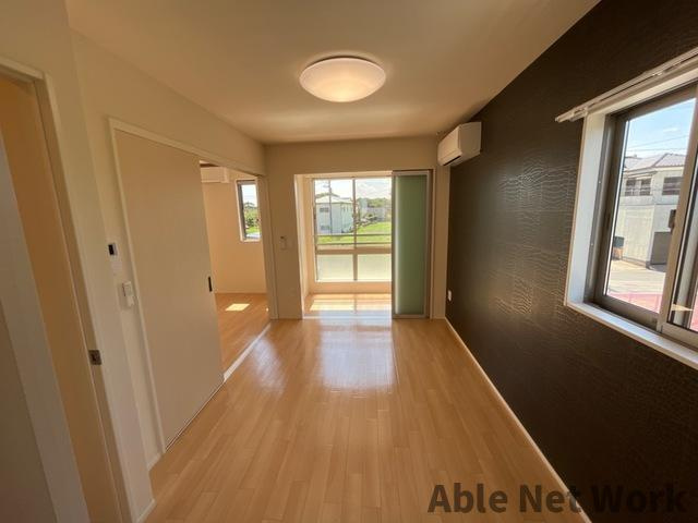 AmbitionⅡの居間・リビング|8.6帖のLDK