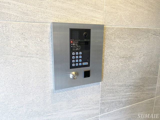 クオリタス東十条のセキュリティ|オートロックです☆