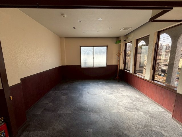 高洲ビルの内装|内装