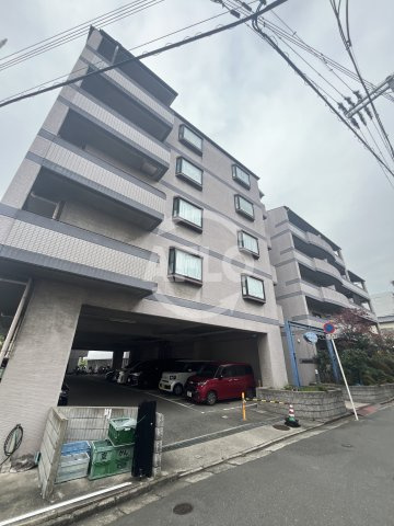 アスティオン江坂の外観|アスティオン江坂　外観